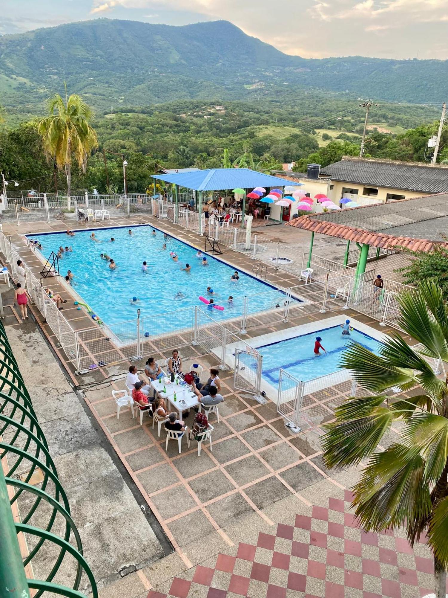 Hotel Club Vacacional Copen Tocaima Exteriér fotografie